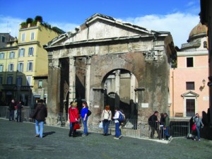 Portico d'Ottavia. All photos by Elin Schoen Brockman.