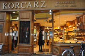 Korcarz is the oldest kosher pastry shop in Paris.