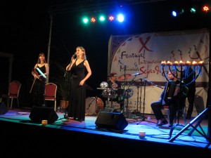 Lafra, a Croatian-Hungarian-Bulgarian ensemble,  onstage in Cordoba in 2011. Photo by Hedy Weiss.