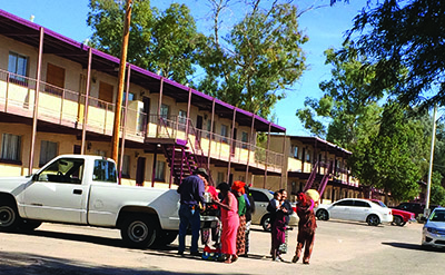 Fruit is distributed to refugees through Iskashitaa.