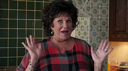 Lainie Kazan plays Maria Portokalos.