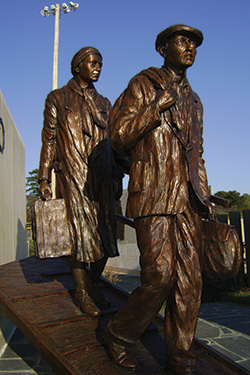 Bronze sculptures outside the Marcus JCC. Photo by Ronda Robinson.